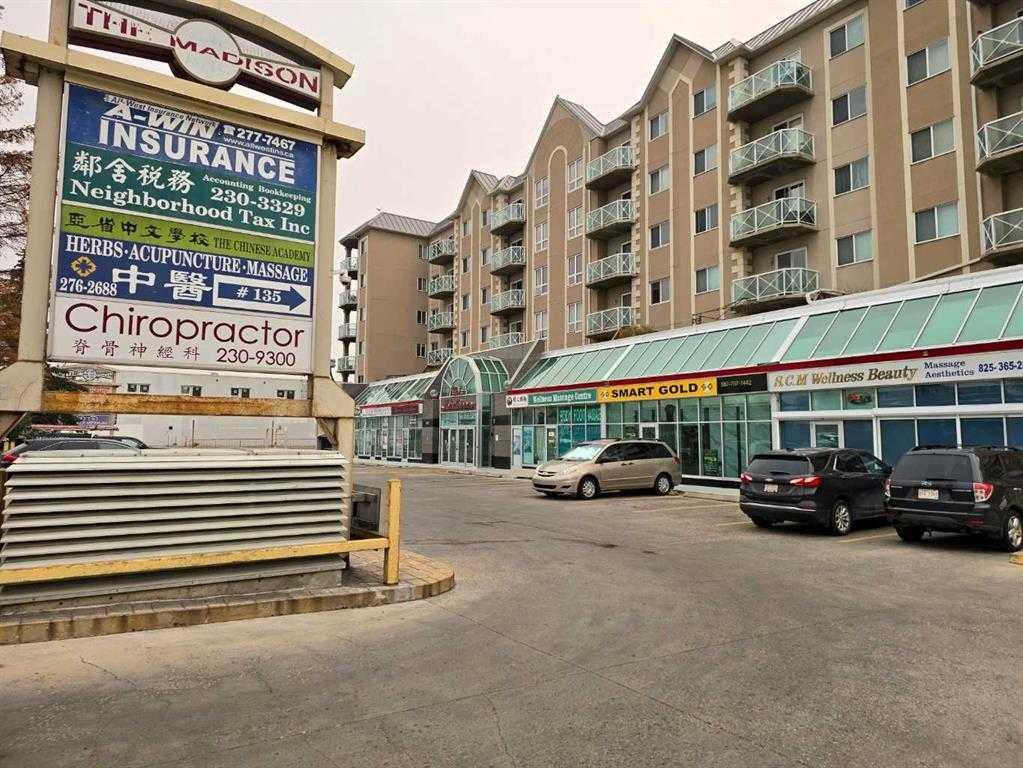 1518 Centre Street NE #122