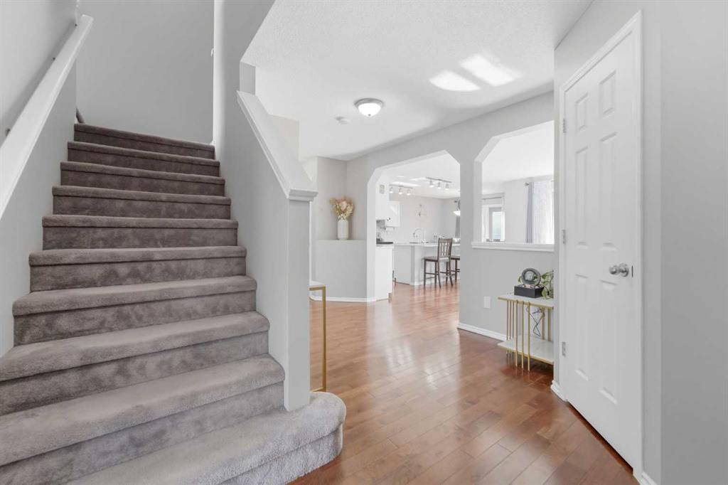 235 Citadel Meadow Bay NW photo 3