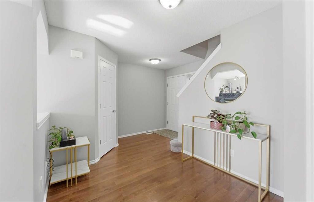 235 Citadel Meadow Bay NW photo 5