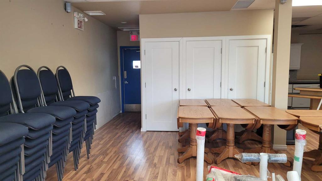 5917 1a Street SW #102 photo 5