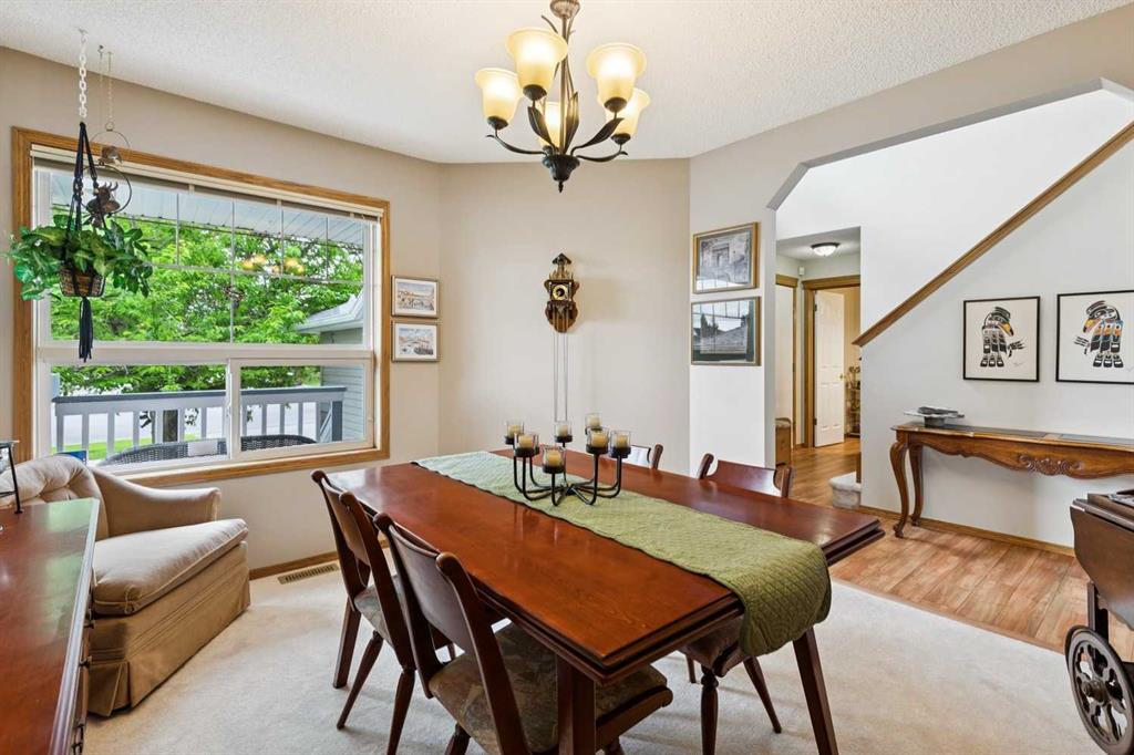 859 Somerset Drive SW photo 3
