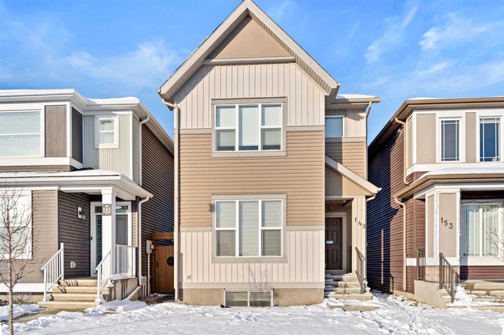 149 Corner Ridge Mews NE photo 2