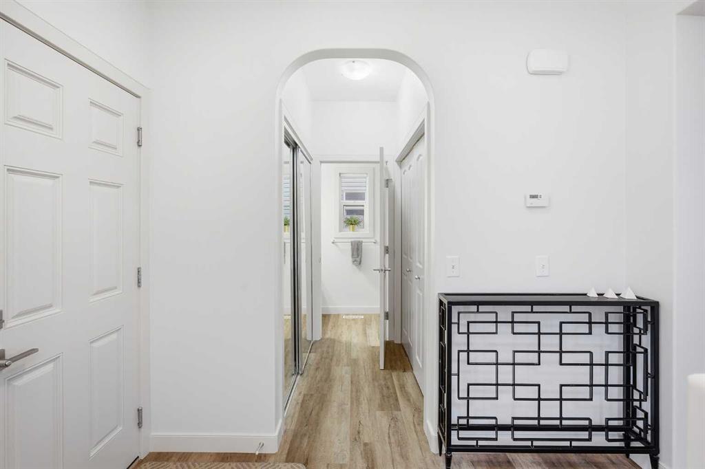 107 Everwoods Park SW photo 5