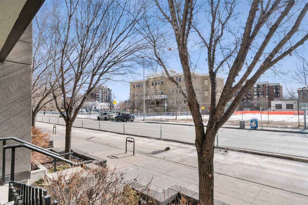 1132 12 Avenue SW photo 4