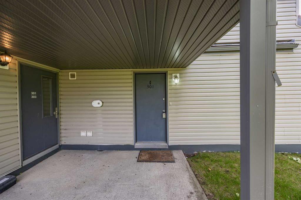 1540 29 Street NW #301 photo 2