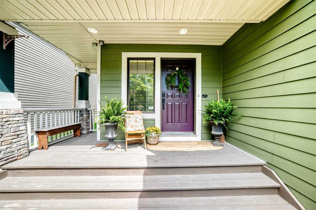 12 Chapala Heath SE photo 2
