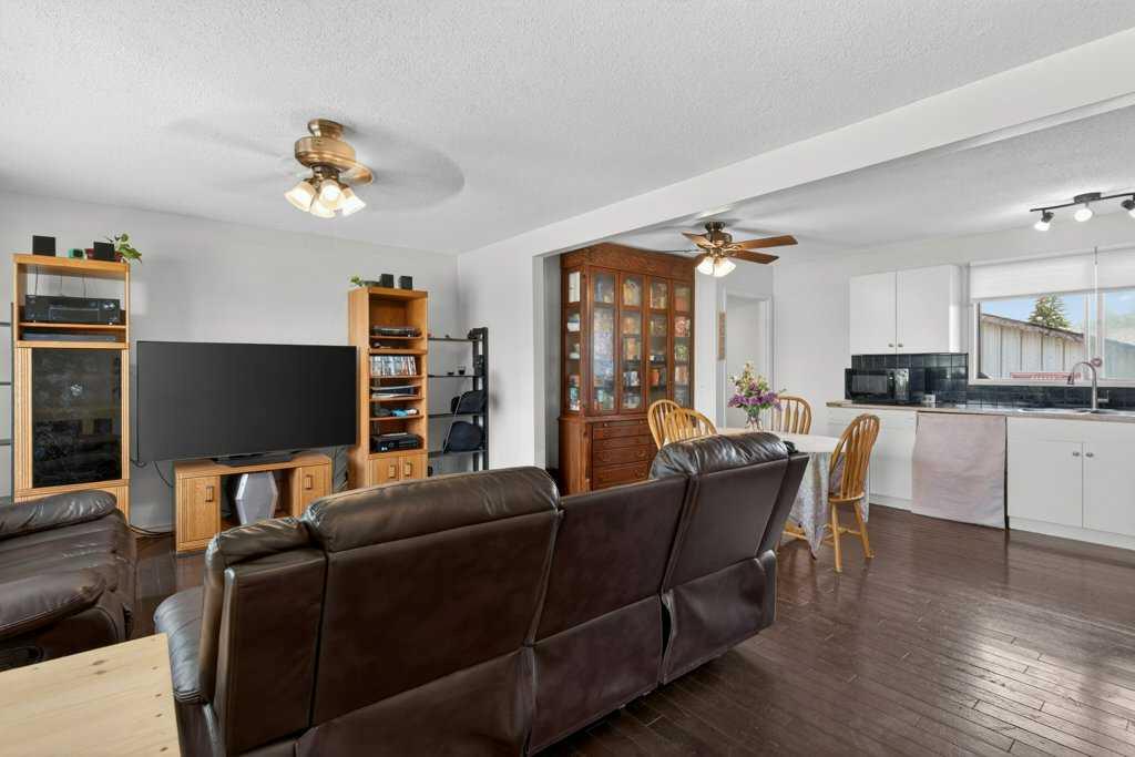 1308 Pensacola Way SE photo 4