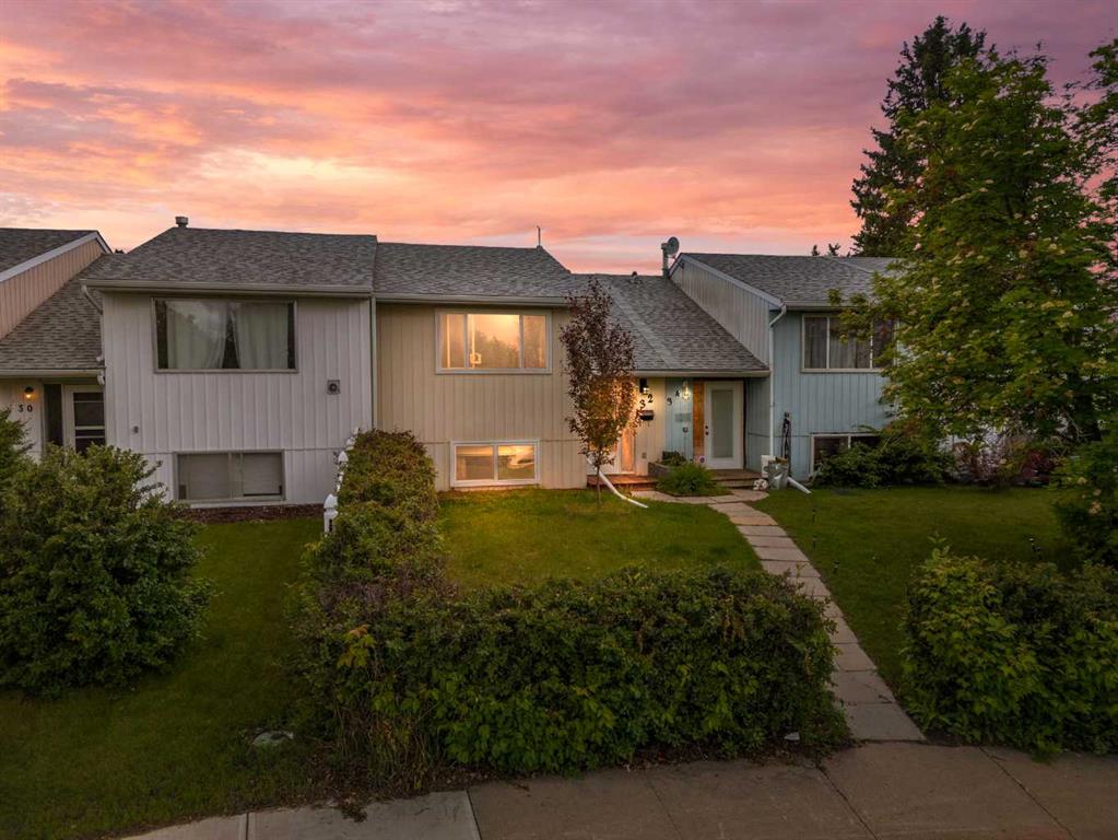 32 Whiteside Crescent