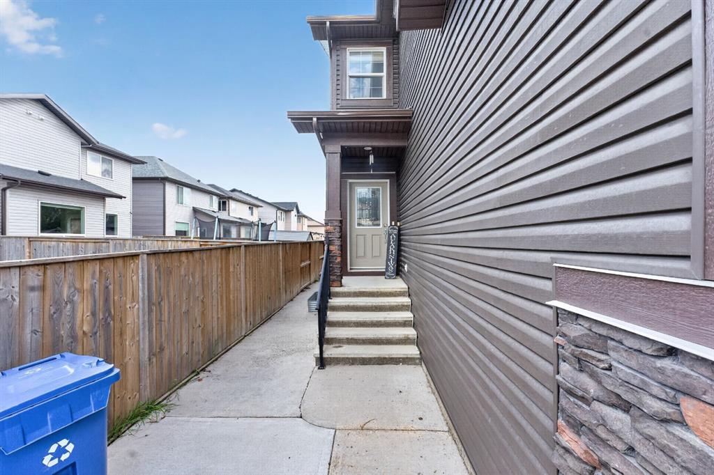 93 Skyview Shores Terrace NE photo 4