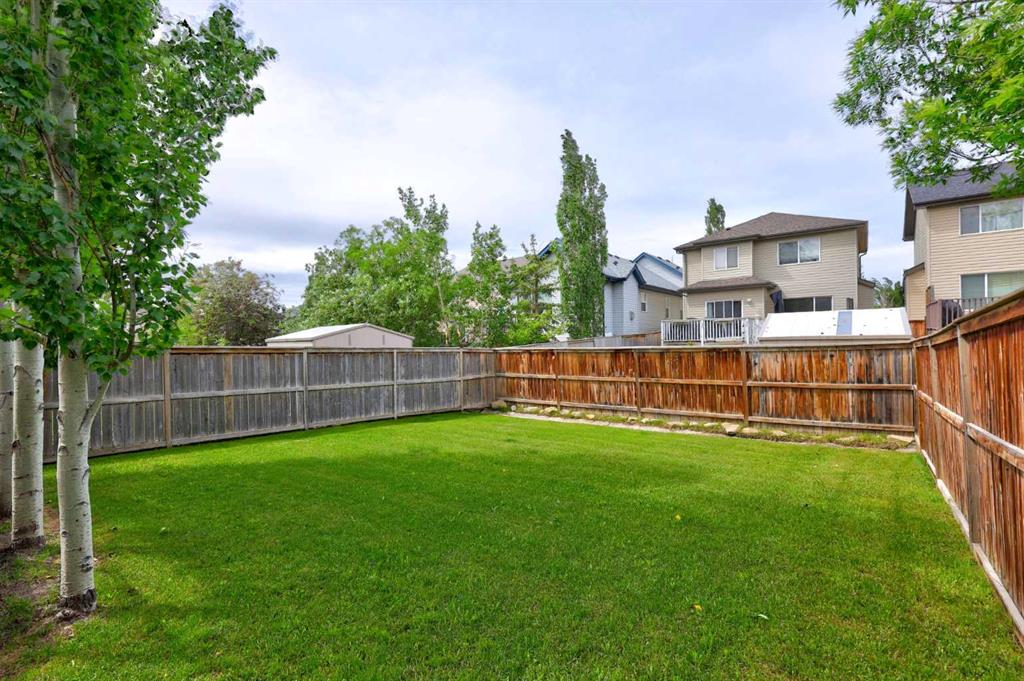 177 Covehaven Gardens NE photo 4