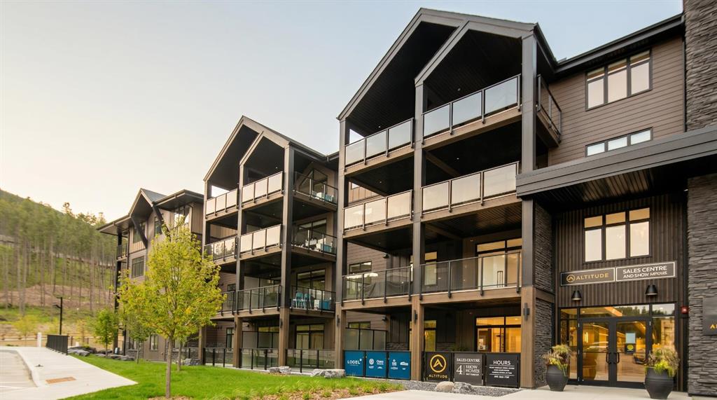 10 Cascade Ridge #402