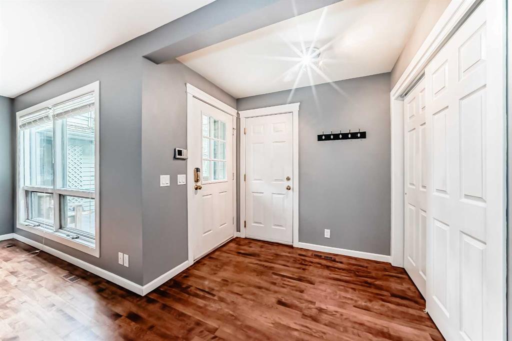 572 Point Mckay Grove NW photo 3