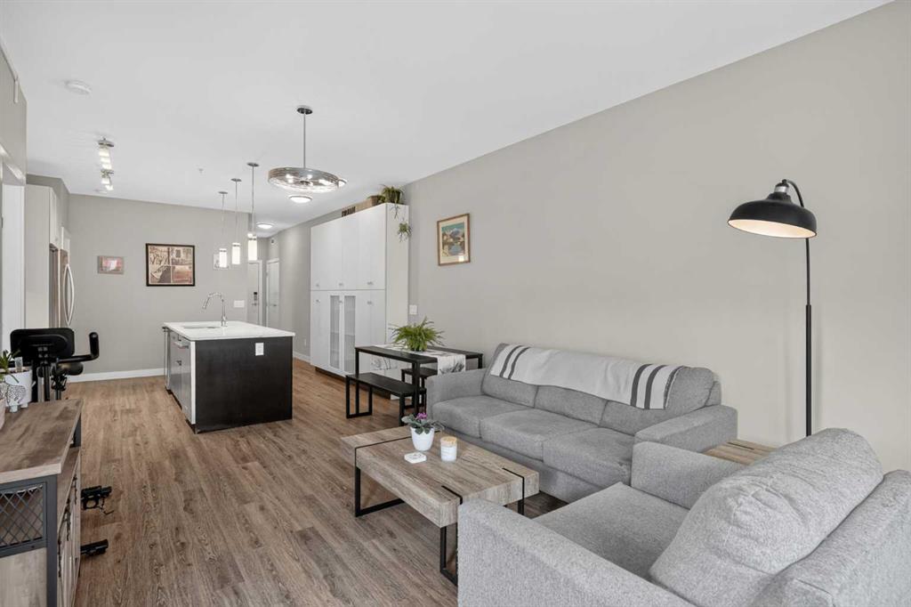 1720 10 Street SW #309 photo 5