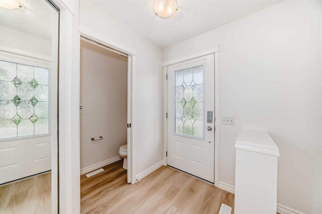 150 AUBURN BAY Heights SE photo 5