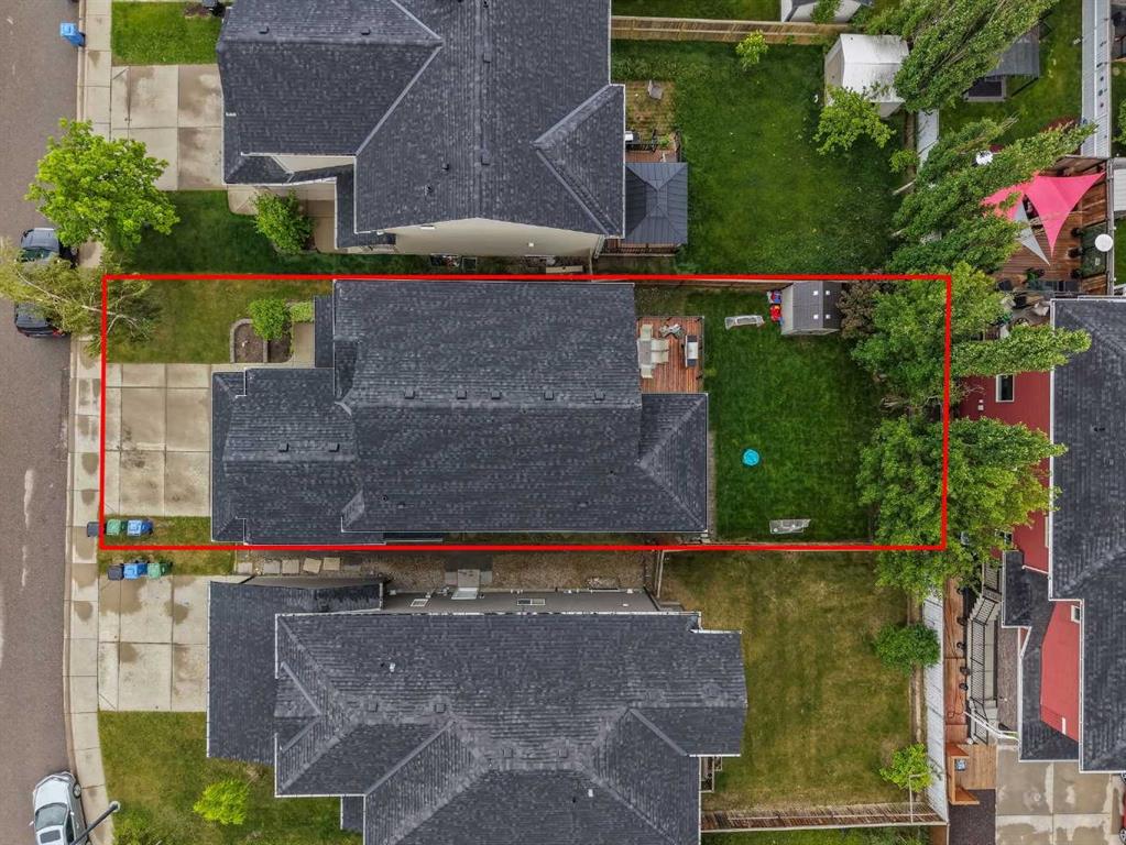 109 Evanscove Heights NW photo 3
