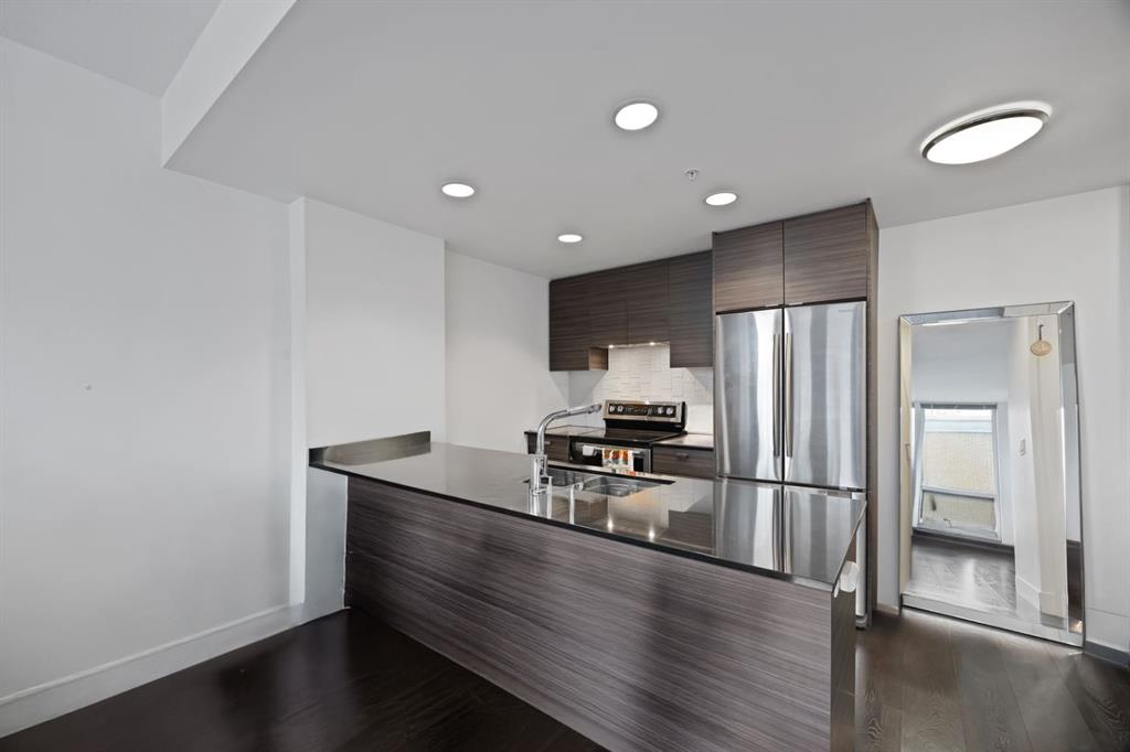 1500 7 Street SW #609 photo 5