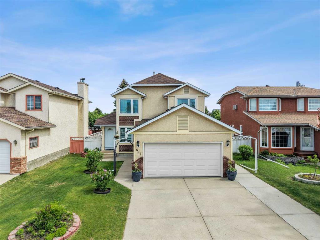 957 Applewood Drive SE