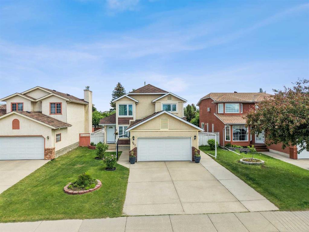 957 Applewood Drive SE photo 2