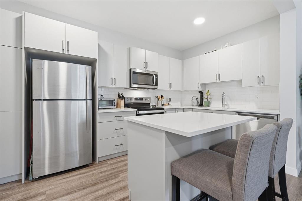 15 Tuscany Summit Square NW photo 4