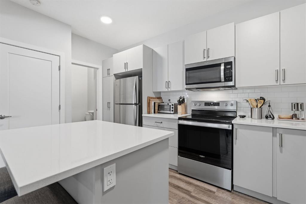 15 Tuscany Summit Square NW photo 5
