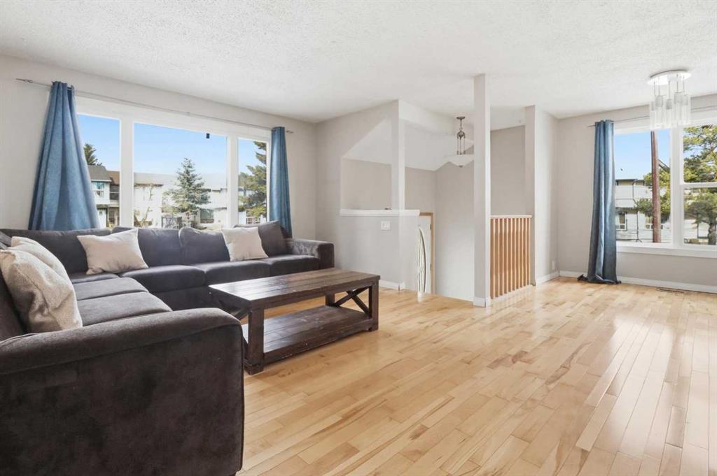85 Abergale Close NE photo 5