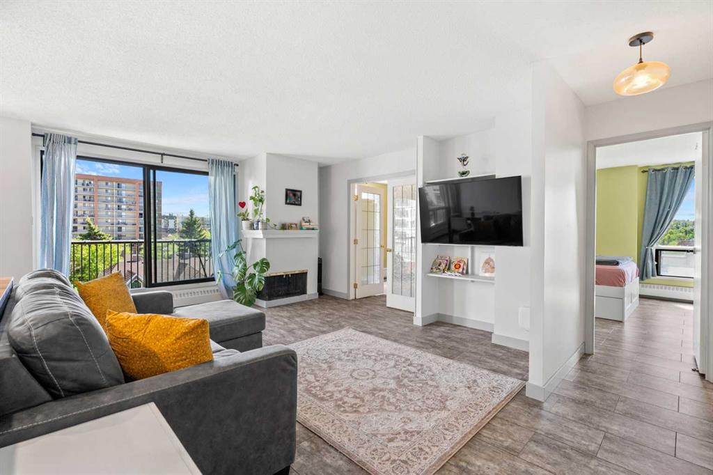 1334 14 Avenue SW #505 photo 2