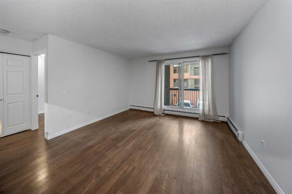 305 25 Avenue SW #205 photo 5
