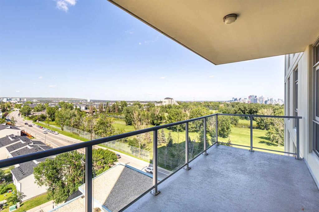 99 Spruce Place SW #807