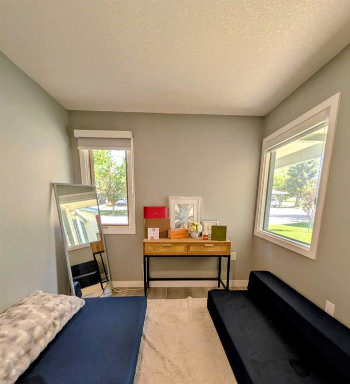 2851 Dovely Park SE photo 3