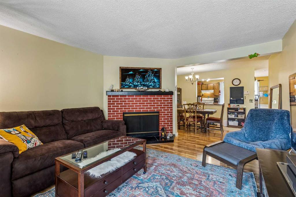 235 Berwick Drive NW #24 photo 3
