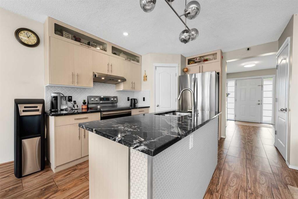 216 Taracove Road NE photo 4