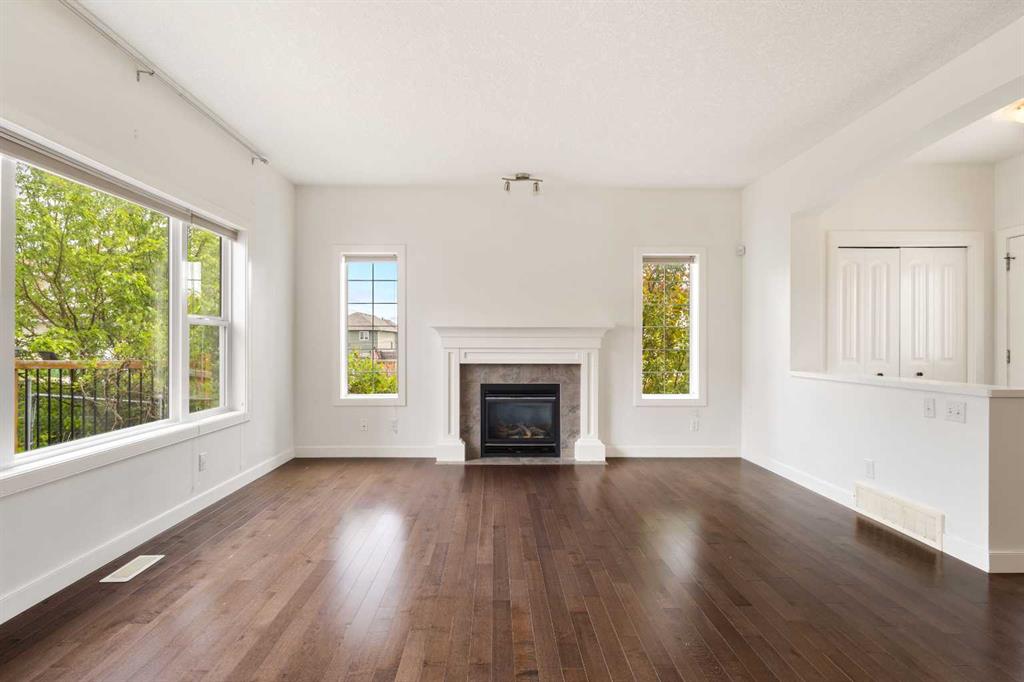 66 Everhollow Avenue SW photo 5
