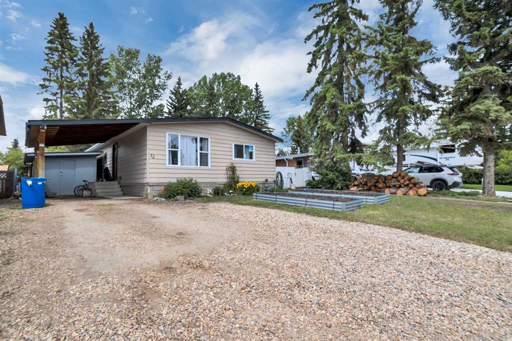 32 Sandstone Avenue