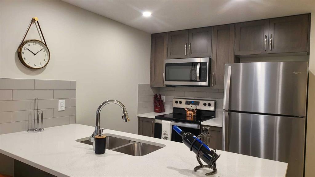 260 Rowley Way NW #317 photo 3
