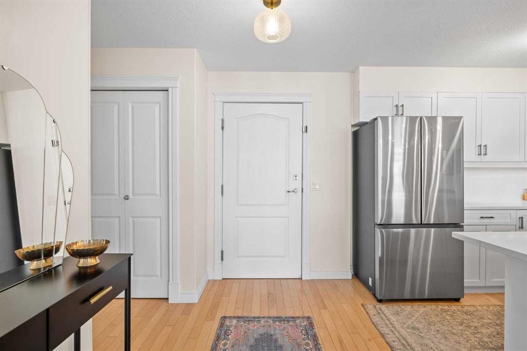 2121 98 Avenue SW #301 photo 4