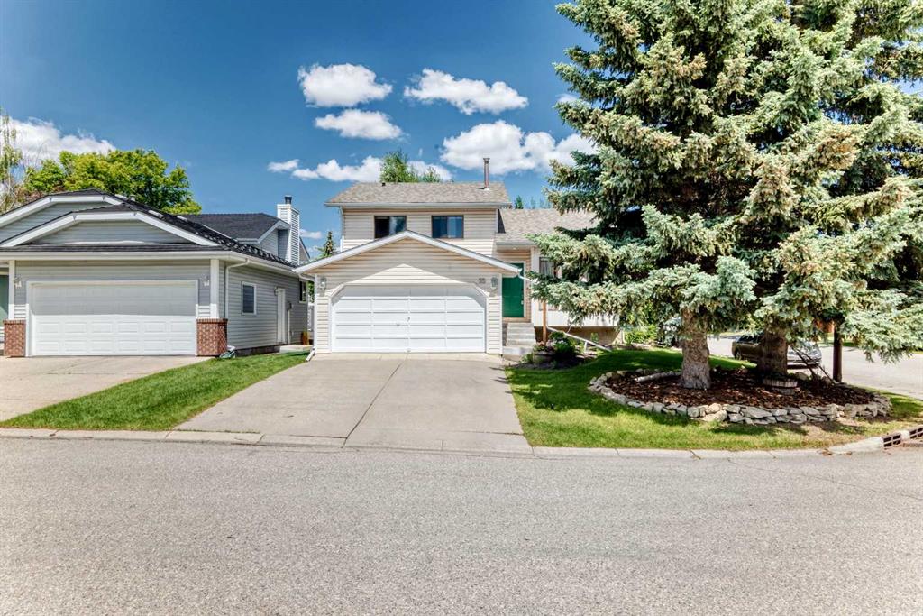 55 Woodstock Way SW photo 3