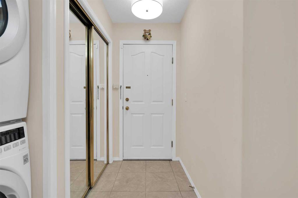 165 Manora Place NE #346 photo 3