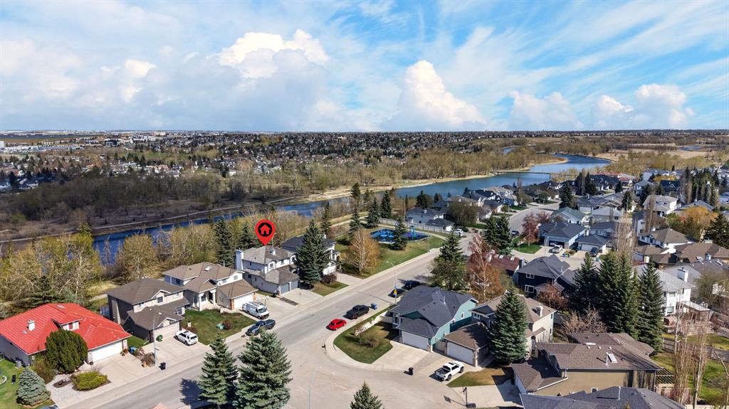222 Diamond Drive SE photo 2
