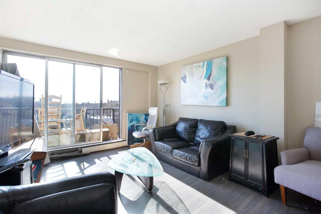 519 17 Avenue SW #740 photo 4