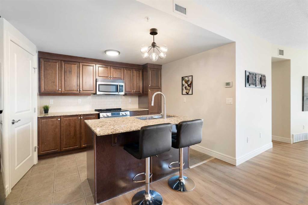 910 5 Avenue SW #1906 photo 3