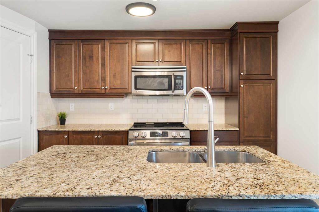910 5 Avenue SW #1906 photo 4