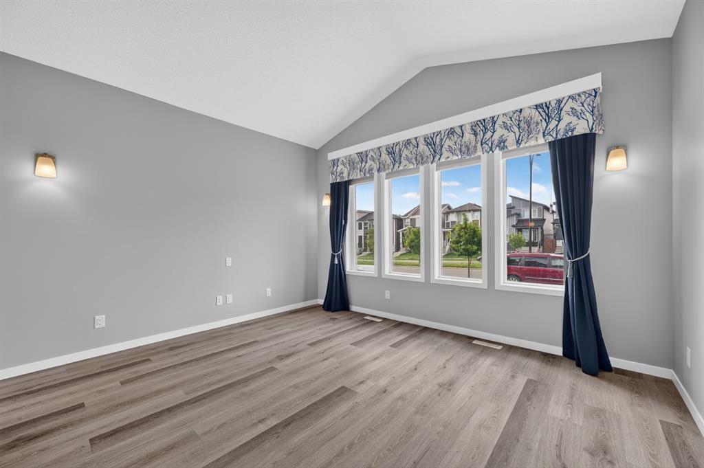 156 Belmont Boulevard SW photo 5