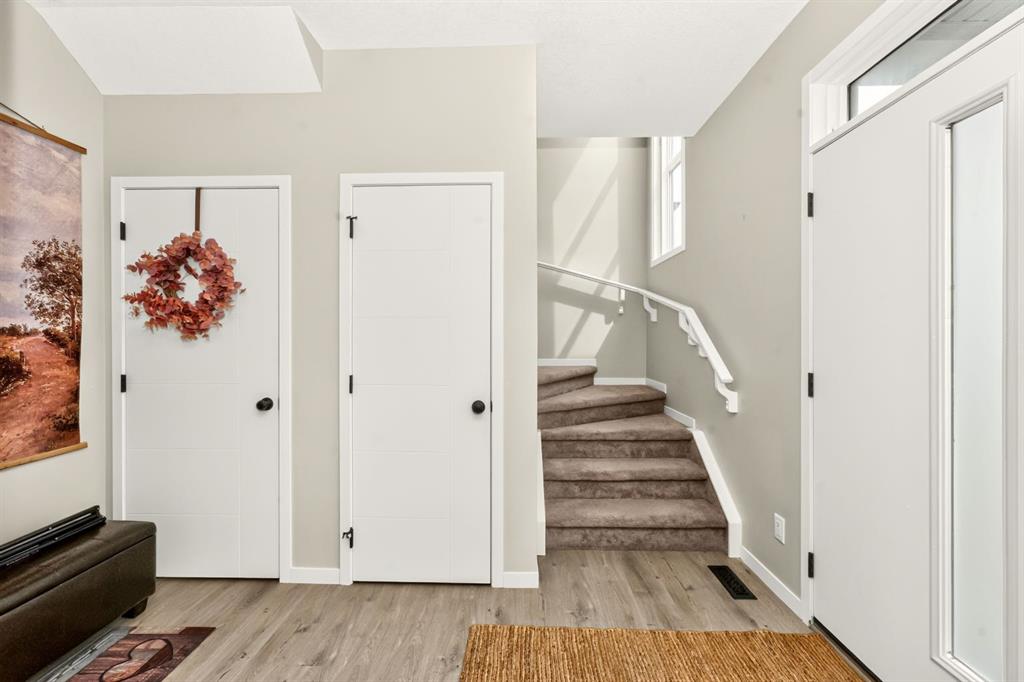 23 Lucas Boulevard NW photo 4