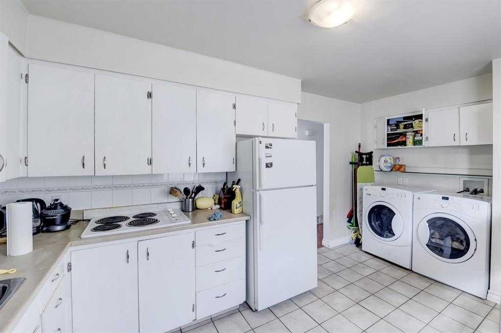 518 54 Avenue SW photo 4