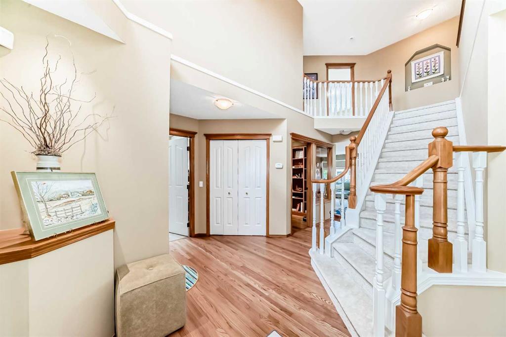 10882 Valley Ridge Drive NW photo 5