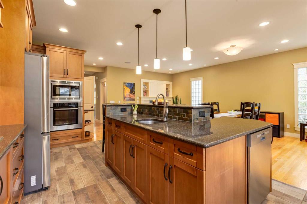 1408 20A Street NW photo 3