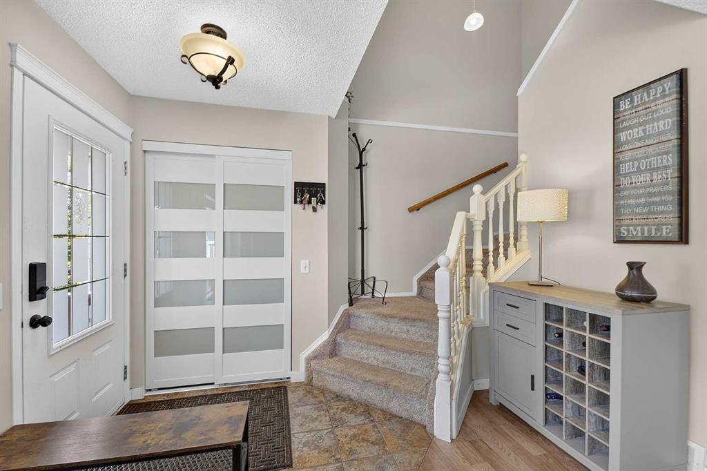 121 Prestwick Park SE photo 4