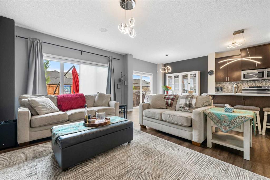 26 Walden Court SE photo 5