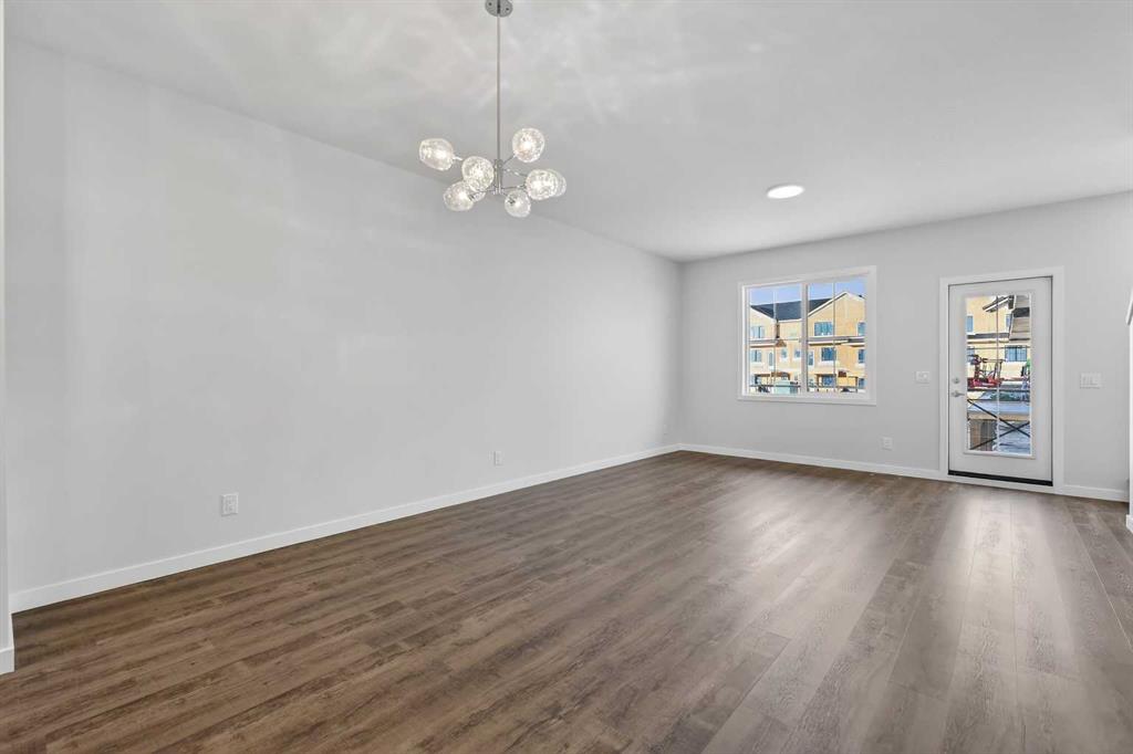 172 Hotchkiss Common SE photo 5