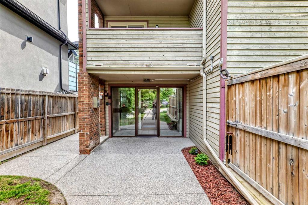 2218 30th Street SW #101 photo 5